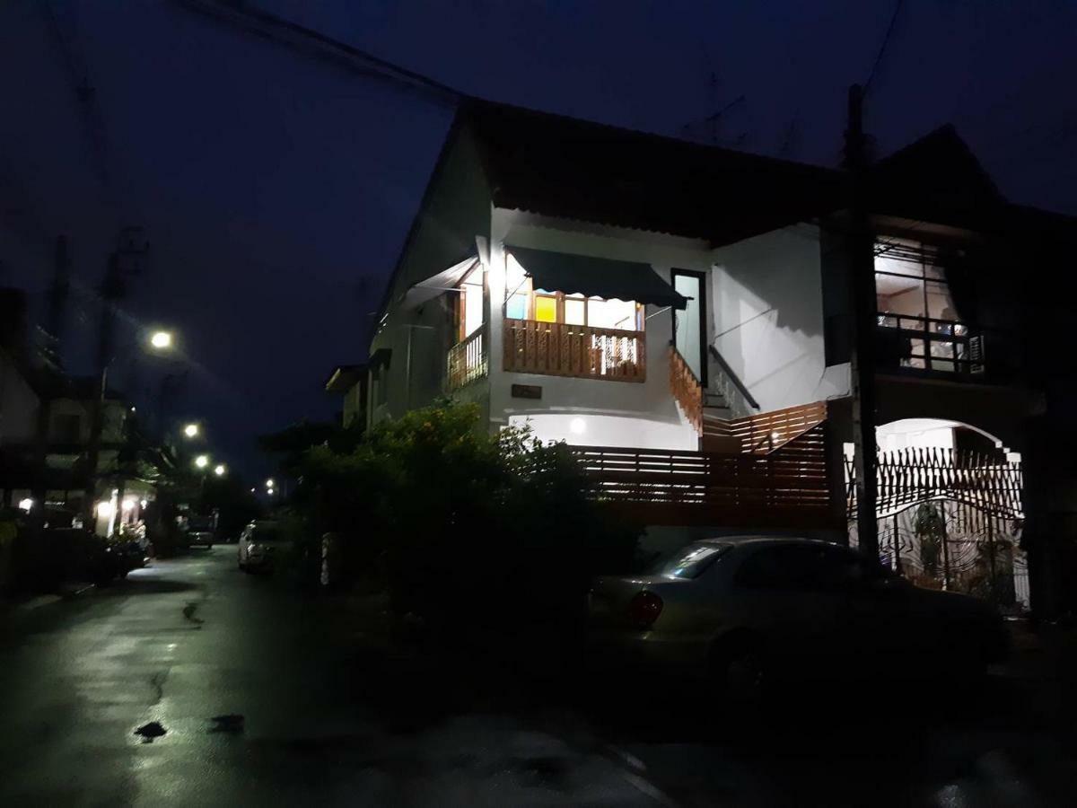 A & P House Apartman Bangkok Kültér fotó